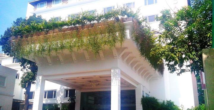 The Pgs Vedanta Hotel Kochi Exterior photo